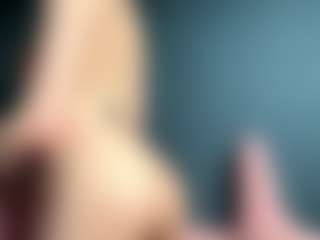 Live cam show with Auesha - Gagging on Taboo Cams XXX