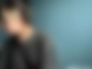 Live cam show with Auesha - Skinny Teen (18+) on Sex Cam Show