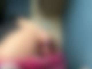 Auesha's Live Sex Cam Show