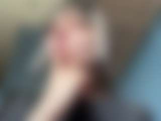 Auesha's Live Sex Cam Show
