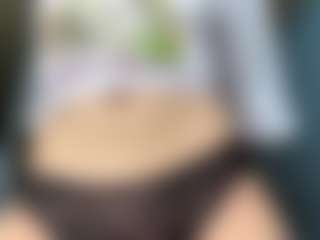 Live cam show with Auesha - Public BBW on Uber Horny