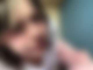 Live cam show with Auesha - Dirty on Sweet Sext