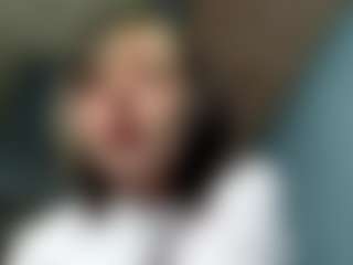 Auesha's Live Sex Cam Show