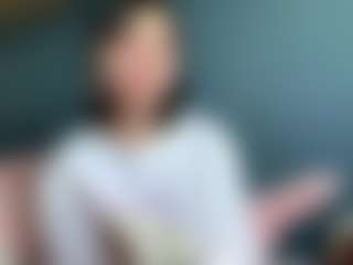 Live cam show with Auesha - Strip Lovense on Cam Slut