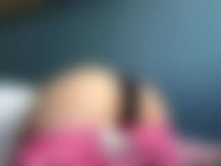 Auesha's Live Sex Cam Show