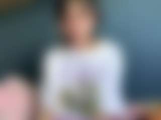 Auesha's Live Sex Cam Show