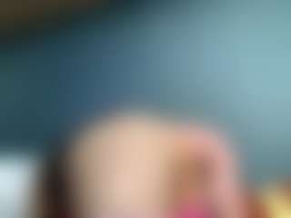 Auesha's Live Sex Cam Show