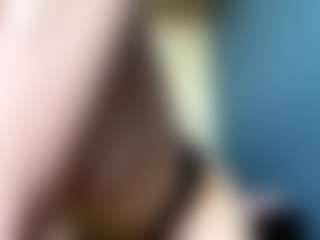 Auesha's Live Sex Cam Show