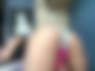 Auesha's Live Sex Cam Show