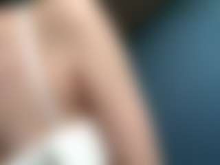 Auesha's Live Sex Cam Show