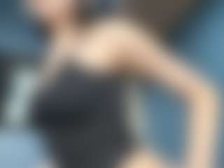 Auesha's Live Sex Cam Show
