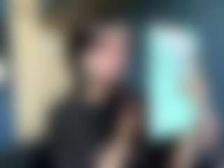 Live cam show with Auesha - Gagging on Soda Cam