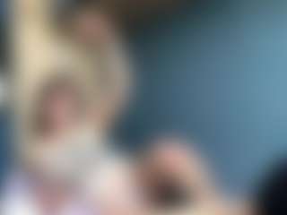 Auesha's Live Sex Cam Show