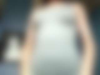 Live cam show with Auesha - Moaning on Soda Cam