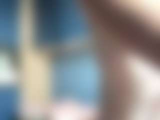 Auesha's Live Sex Cam Show