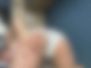 Auesha's Live Sex Cam Show