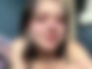 Live cam show with Auesha - Amateur on madthumbs