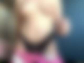Auesha's Live Sex Cam Show