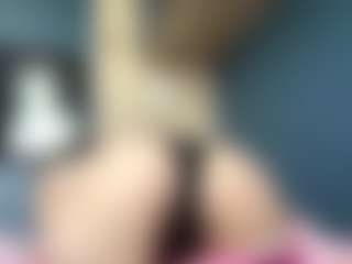 Auesha's Live Sex Cam Show