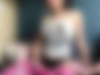 Live cam show with Auesha - Gagging on Dolls Live