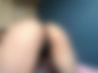 Live cam show with Auesha - Orgasm on crypto-cams