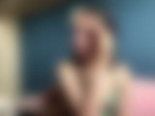 Live cam show with Auesha - Natural on Pornisteam.com
