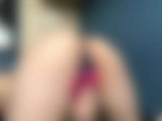 Auesha's Live Sex Cam Show