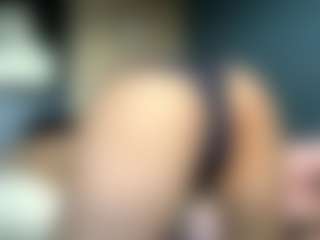 Auesha's Live Sex Cam Show