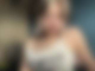 Live cam show with Auesha - Italian Young Adult on camwithhim.com | austria