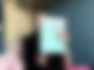 Auesha's Live Sex Cam Show