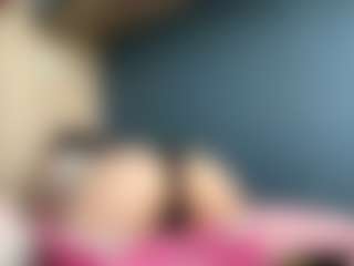 Auesha's Live Sex Cam Show