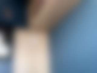 Auesha's Live Sex Cam Show