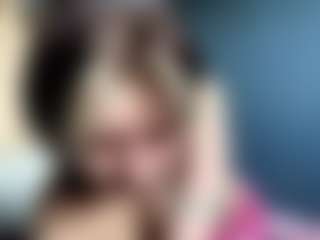 Live cam show with Auesha - Amateur on madthumbs