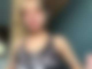 Auesha's Live Sex Cam Show