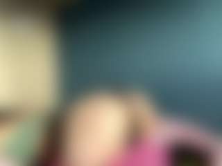 Auesha's Live Sex Cam Show