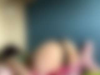 Auesha's Live Sex Cam Show