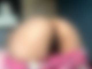 Auesha's Live Sex Cam Show