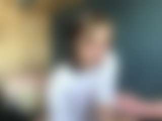 Auesha's Live Sex Cam Show