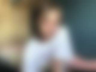 Auesha's Live Sex Cam Show