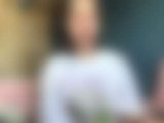 Auesha's Live Sex Cam Show