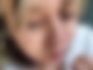 Auesha's Live Sex Cam Show