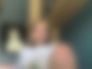 Auesha's Live Sex Cam Show
