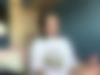 Auesha's Live Sex Cam Show