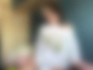 Live cam show with Auesha - BBW Young Adult on madthumbs