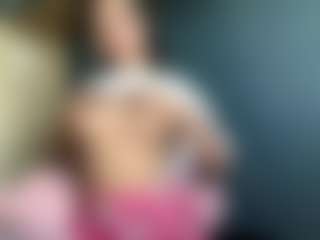 Auesha's Live Sex Cam Show