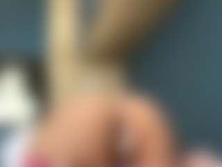 Auesha's Live Sex Cam Show