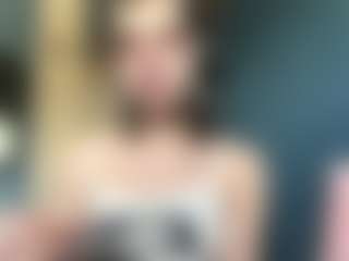 Auesha's Live Sex Cam Show