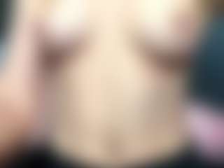 Auesha's Live Sex Cam Show