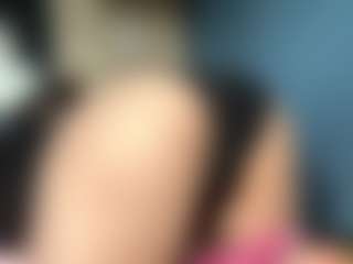 Auesha's Live Sex Cam Show