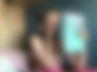 Auesha's Live Sex Cam Show